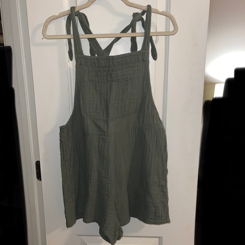 Aerie Green Romper